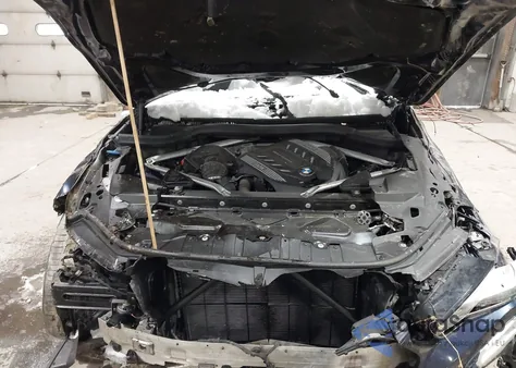 2021 BMW X6 M50I z USA, uszkodzony, nr VIN 5UXCY8C0XM9E66411